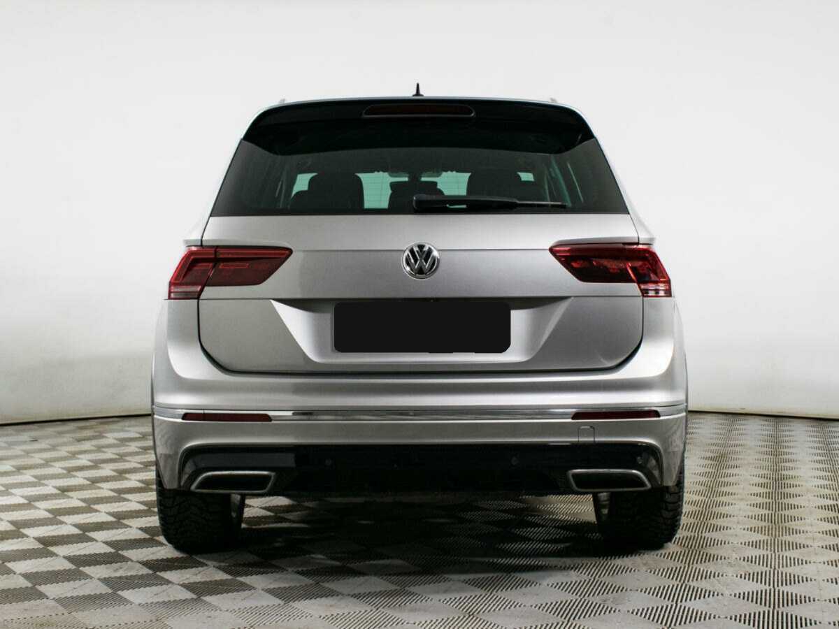 Volkswagen Tiguan, 2018 Фото №6