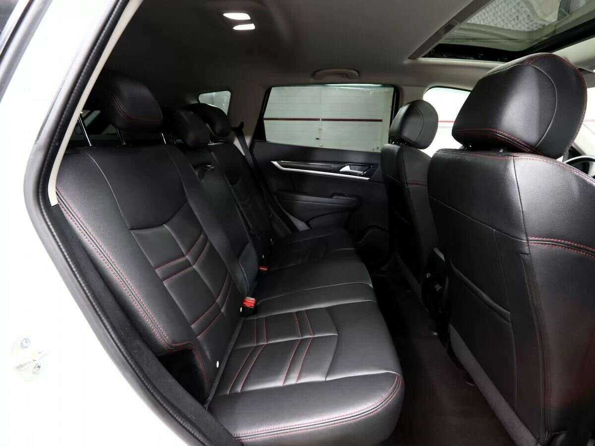 Dongfeng AX7, 2017 Фото №13