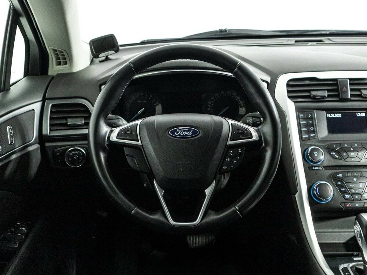 Ford Mondeo, 2015 Фото №16