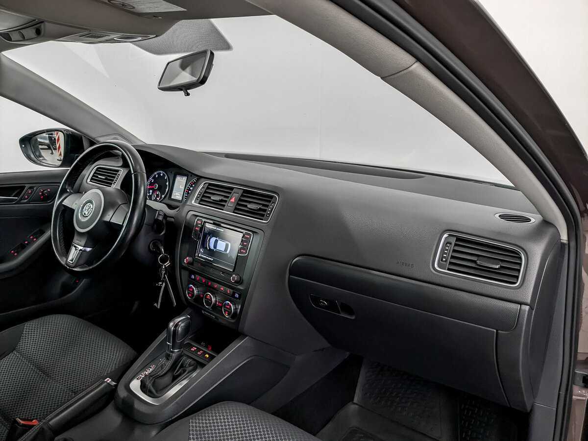 Volkswagen Jetta, 2014 Фото №11