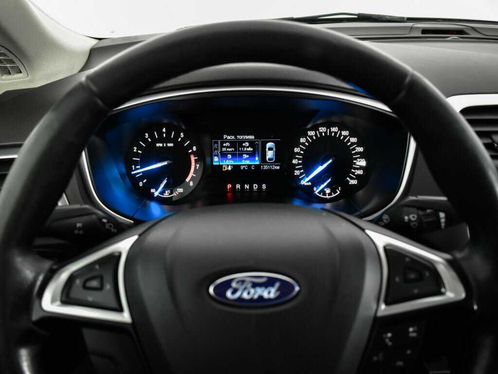 Ford Mondeo, 2017 Фото №11