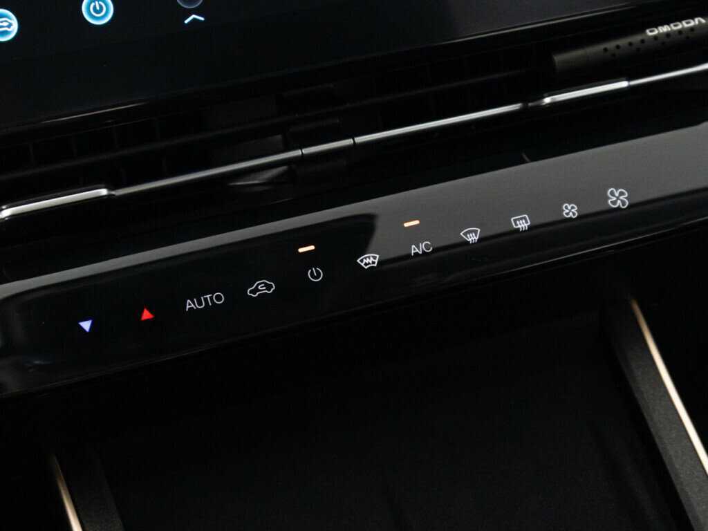 Omoda C5, 2023 Фото №18