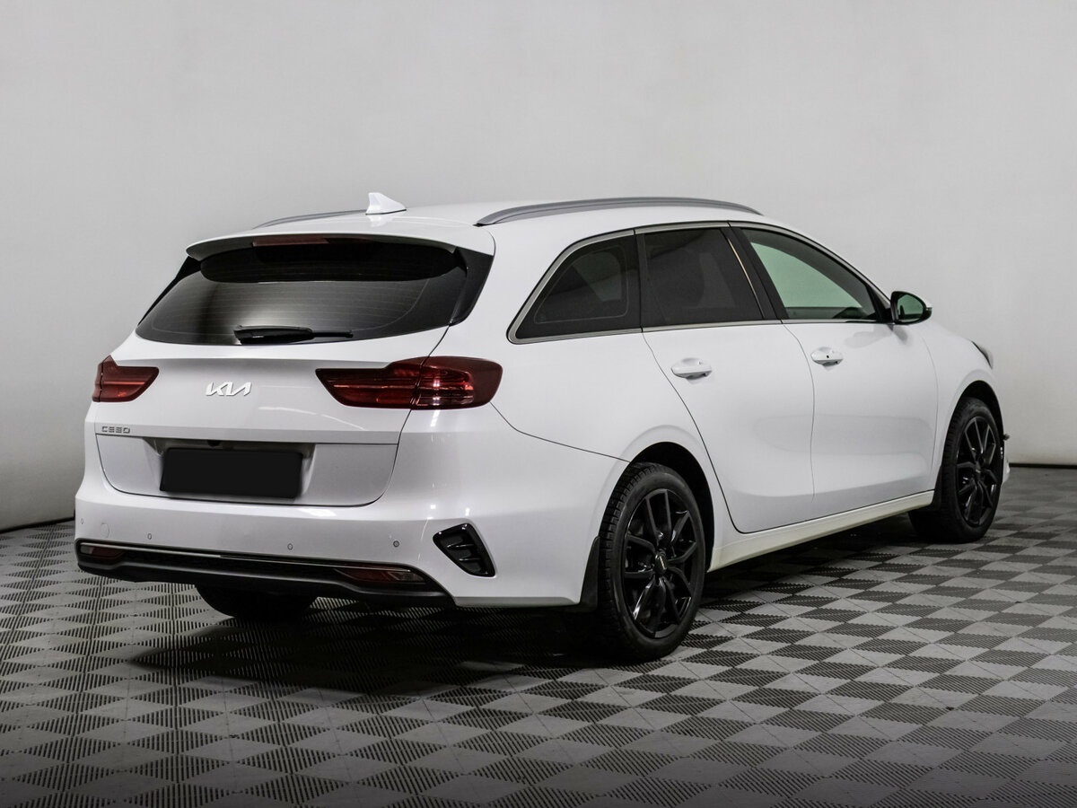 Kia Ceed III Рестайлинг, 2022 Фото №4