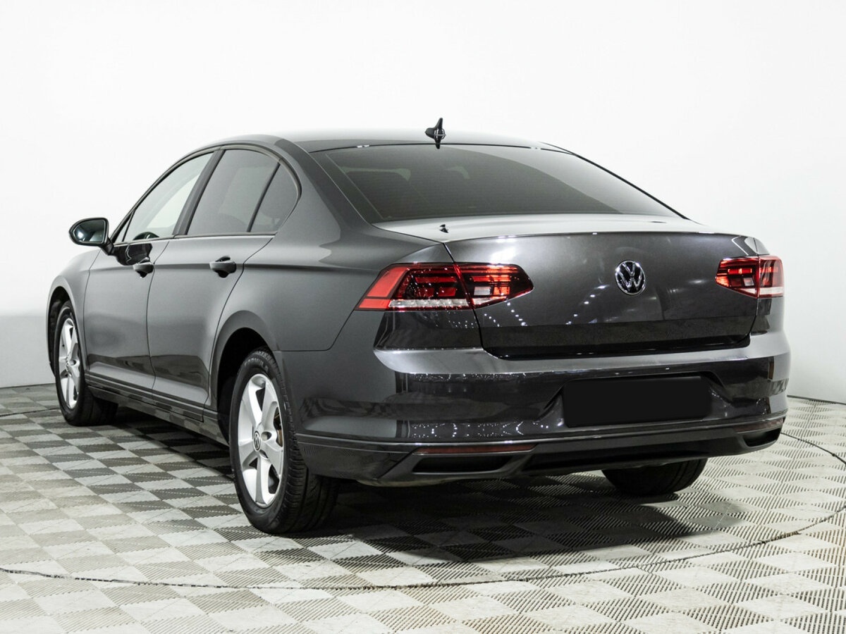 Volkswagen Passat B8 Рестайлинг, 2021 Фото №7