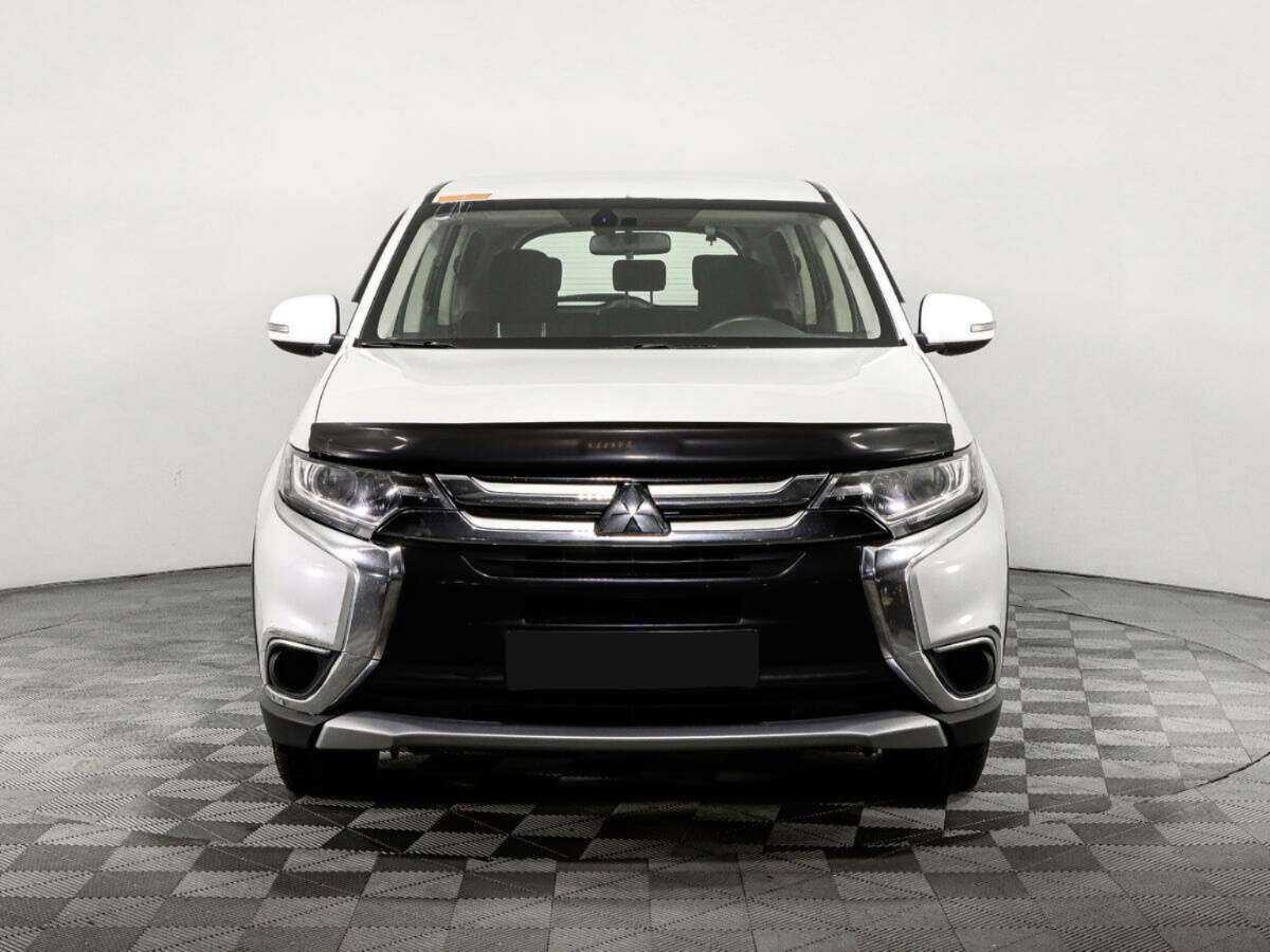 Mitsubishi Outlander, 2018 Фото №2