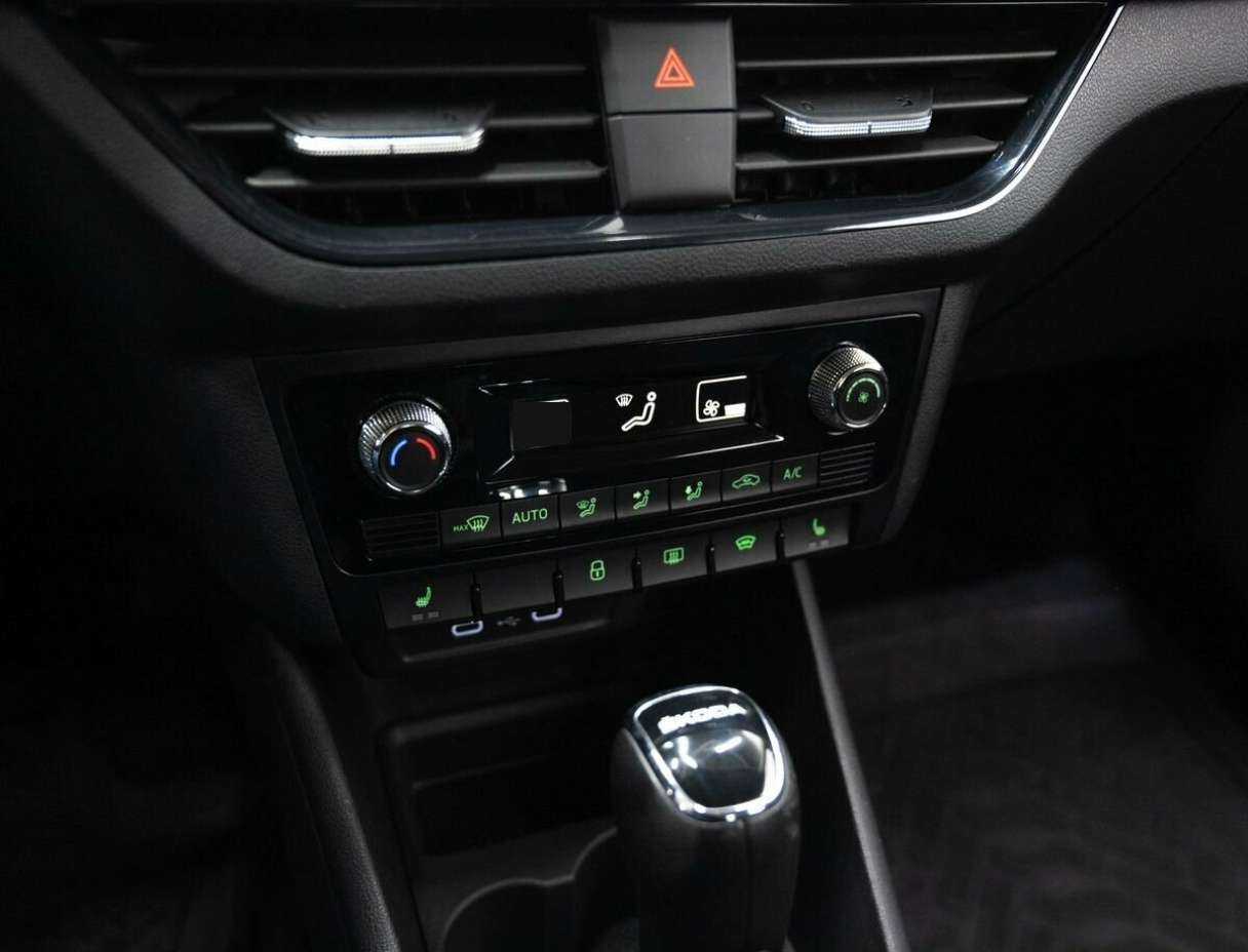 Skoda Rapid, 2021 Фото №19