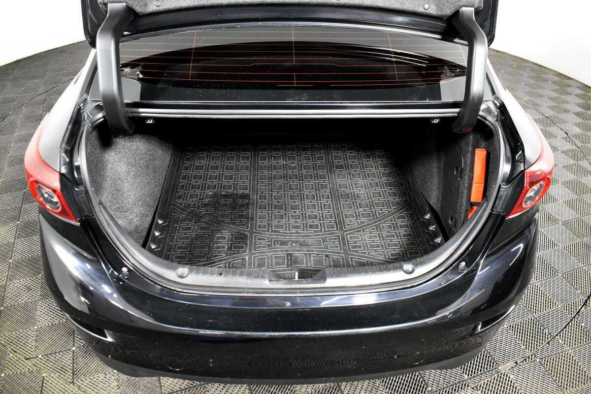 Mazda 3, 2017 Фото №8