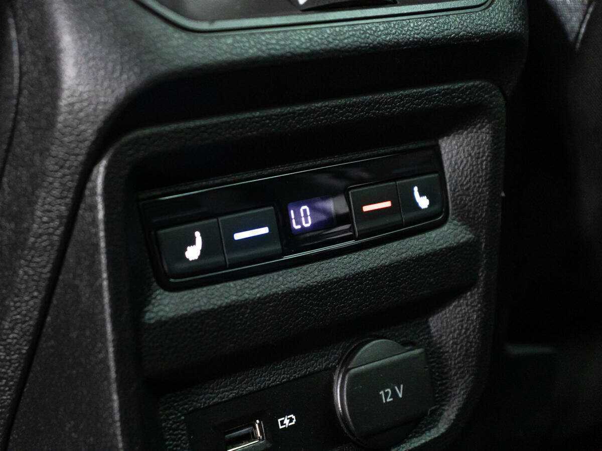 Volkswagen Tiguan, 2018 Фото №19