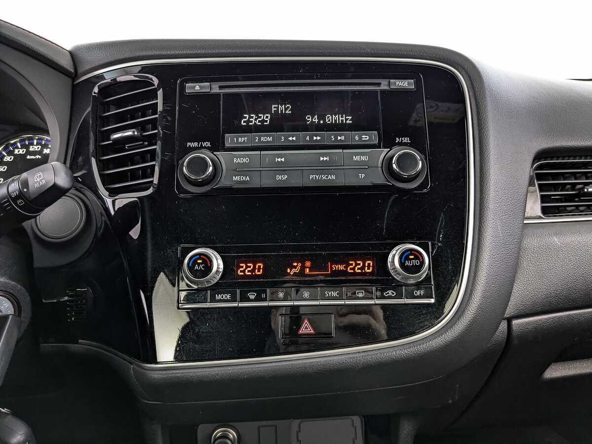 Mitsubishi Outlander, 2021 Фото №17