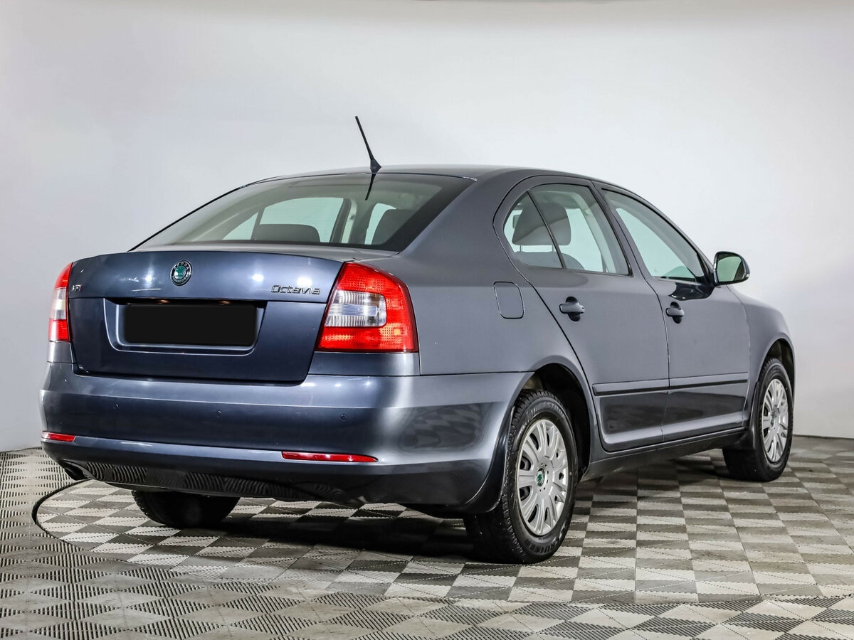 Skoda Octavia II (A5) Рестайлинг, 2012 Фото №4