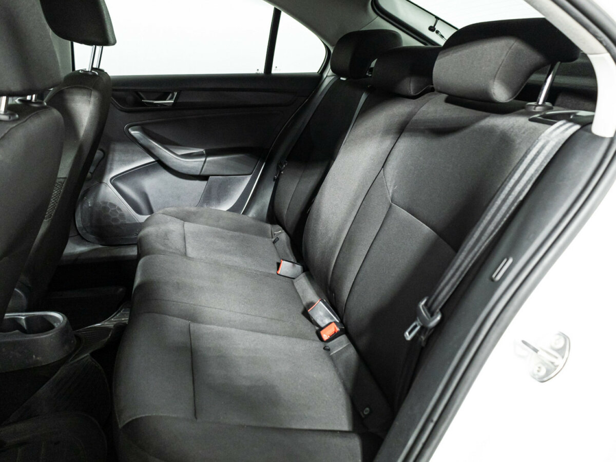 Skoda Rapid I Рестайлинг, 2018 Фото №10