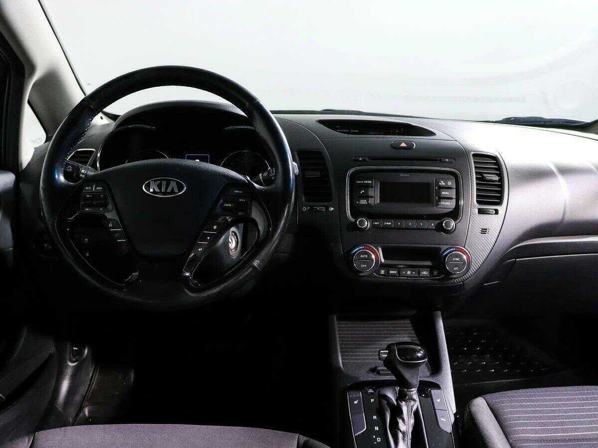 Kia Cerato, 2018 Фото №13