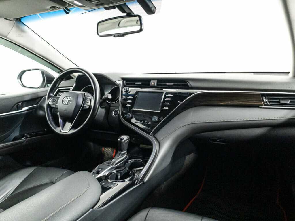 Toyota Camry, 2020 Фото №9
