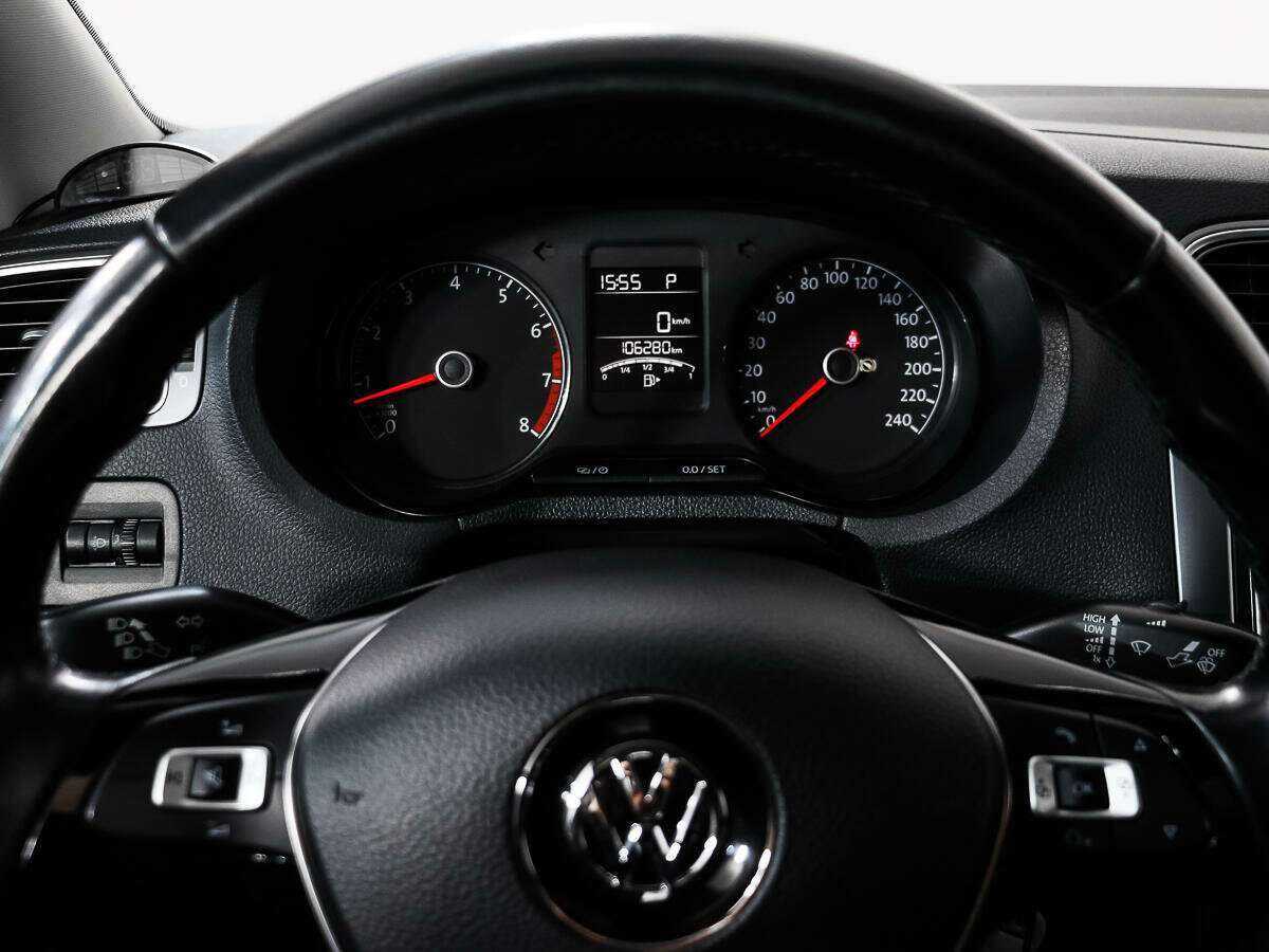 Volkswagen Polo, 2016 Фото №16