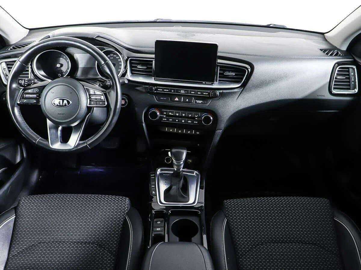 Kia Ceed, 2018 Фото №12