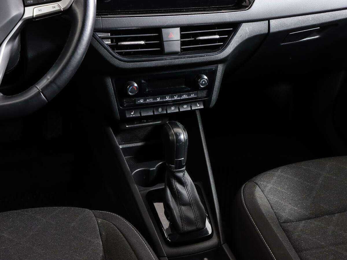 Volkswagen Polo, 2020 Фото №10