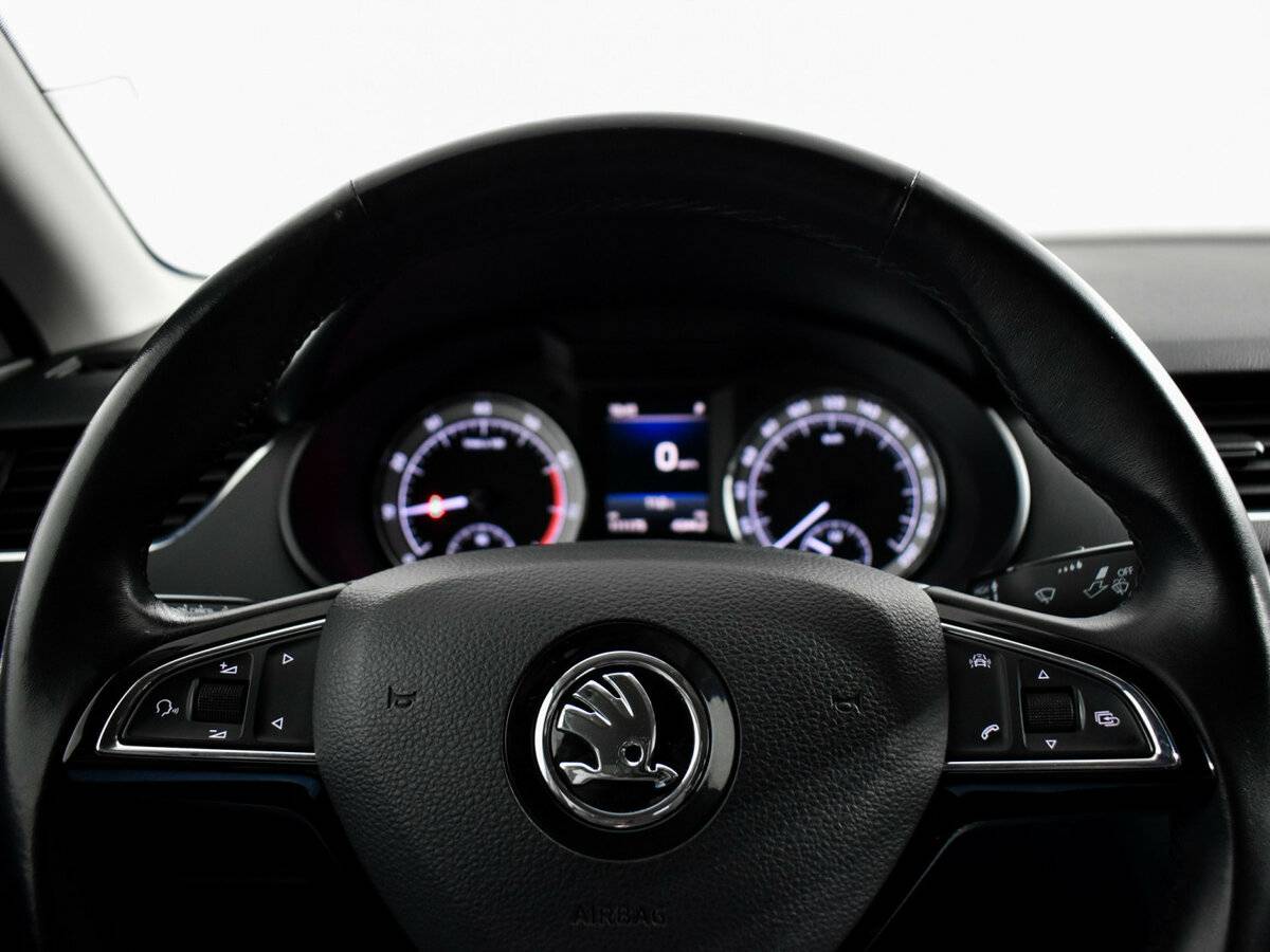 Skoda Octavia III (A7) Рестайлинг, 2017 Фото №15