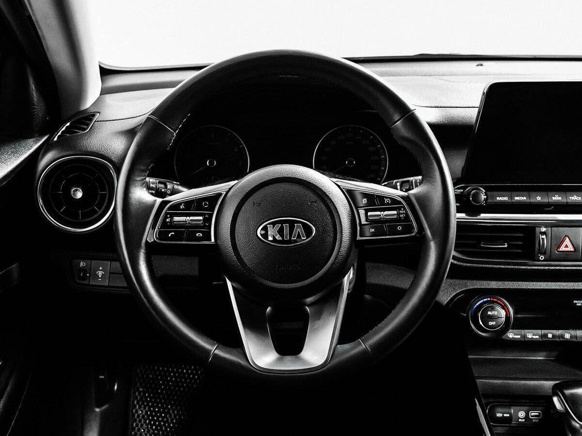 Kia Cerato, 2021 Фото №12