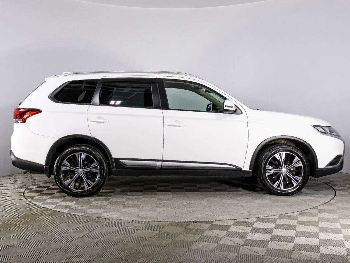 Mitsubishi Outlander, 2019 Фото №4
