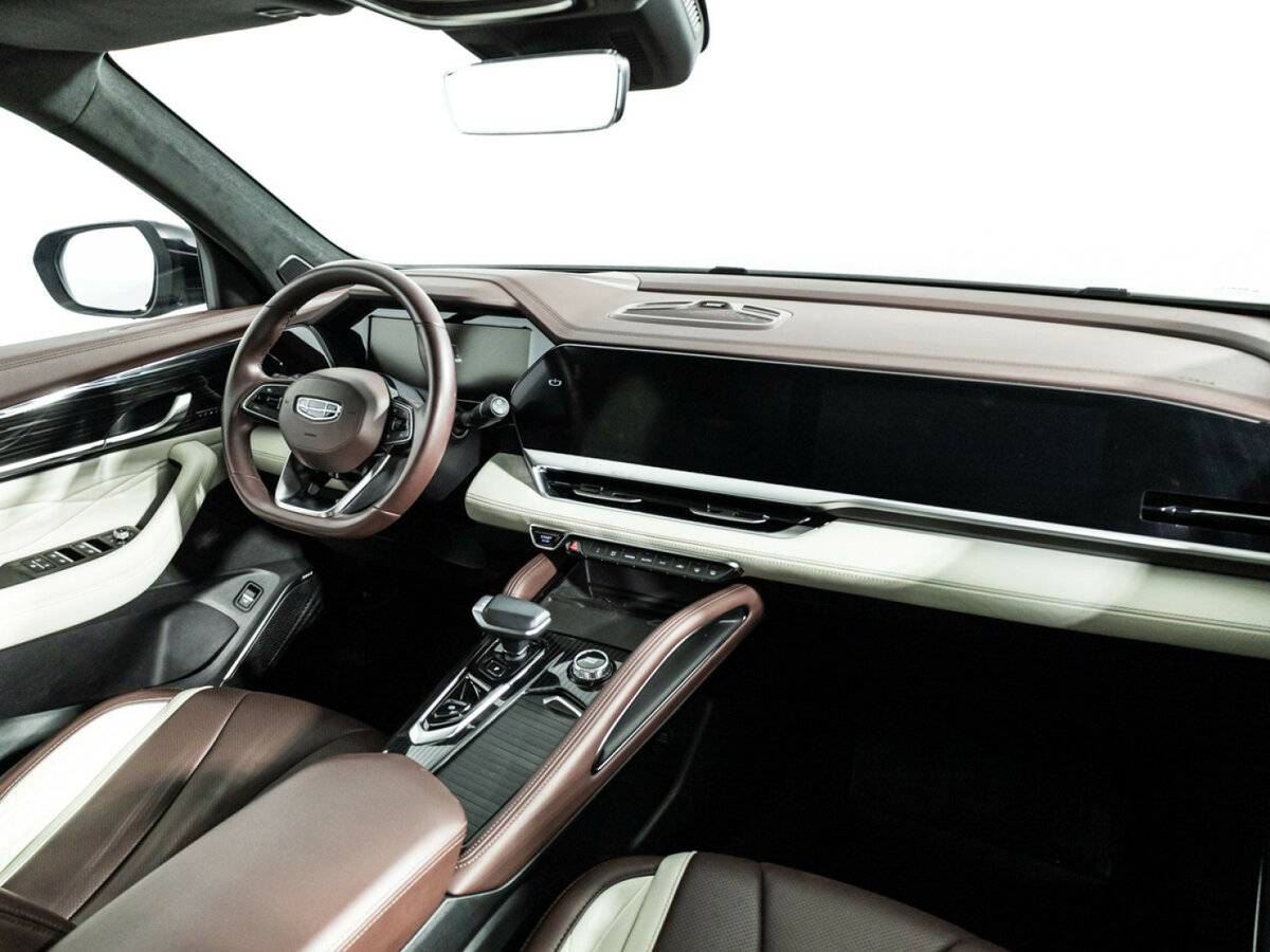 Geely Monjaro I, 2023 Фото №9