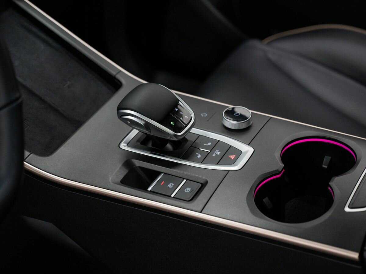 OMODA C5, 2023 Фото №17