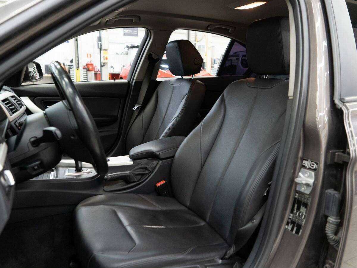 BMW 3 серии 320i, 2014 - 217 000 км. | Фото №6