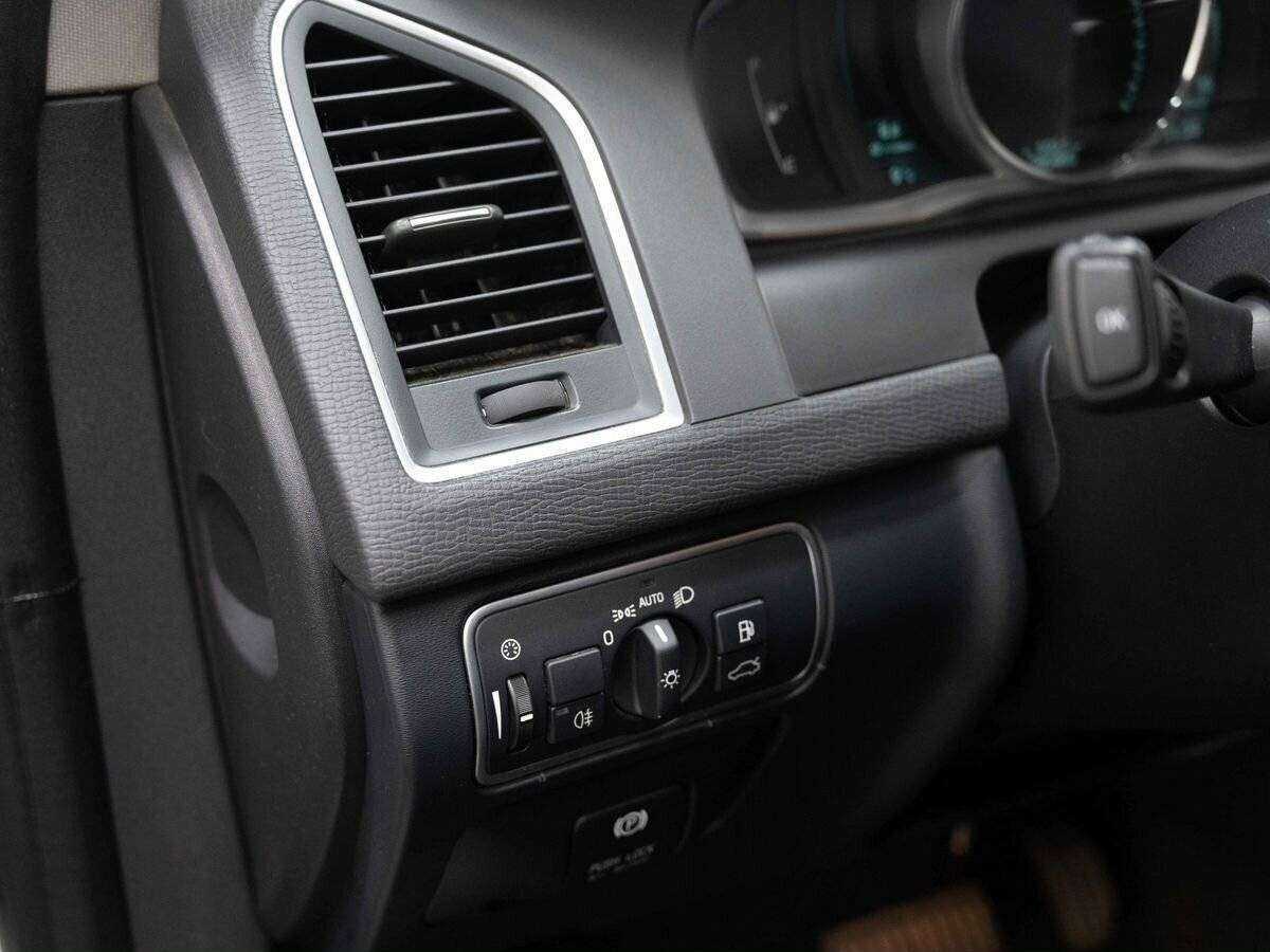 Volvo XC60, 2013 Фото №18