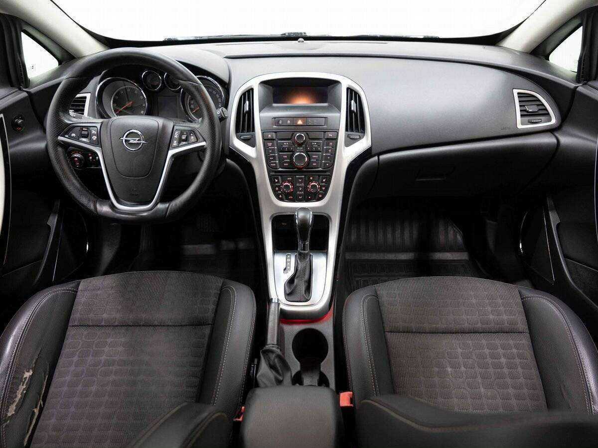 Opel Astra GTC, 2012 Фото №12