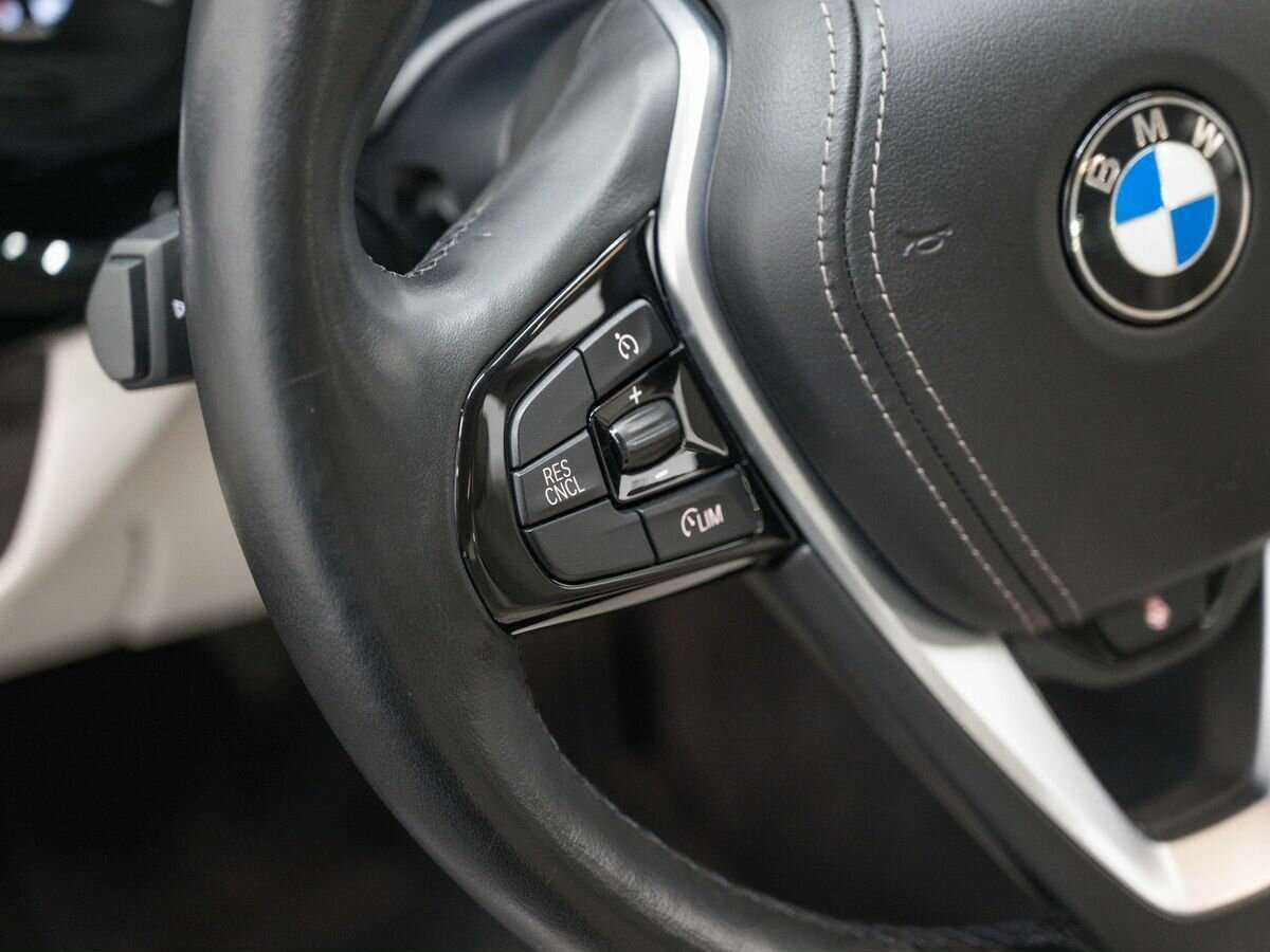 BMW 5 серии 520i, 2018 Фото №17