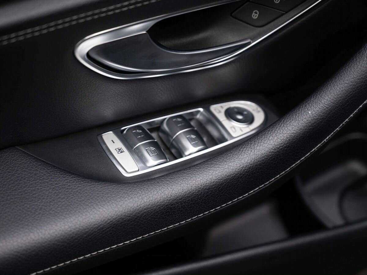 Mercedes-Benz E-Класс 200, 2017 Фото №18