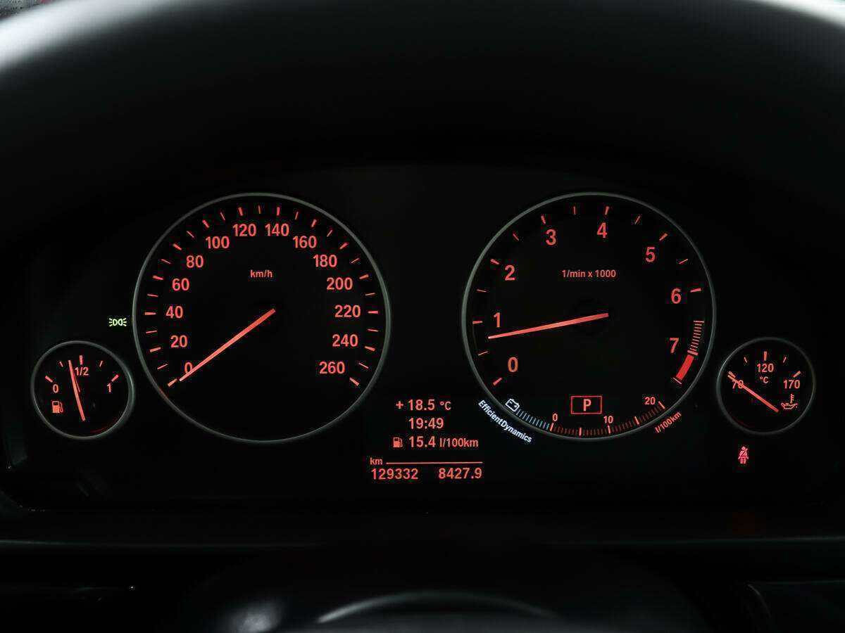 BMW 5 серии 528i xDrive, 2013 Фото №14