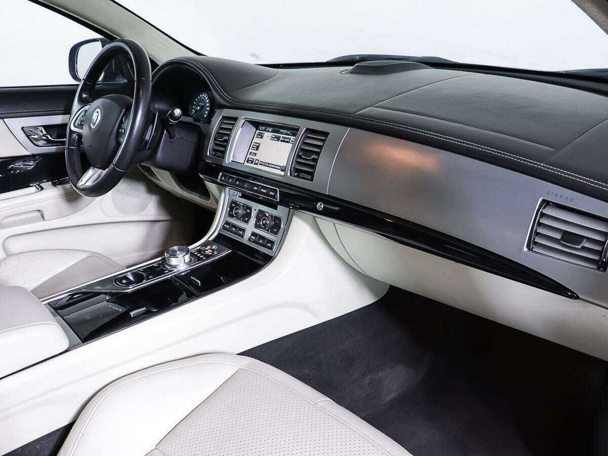 Jaguar XF, 2012 Фото №9