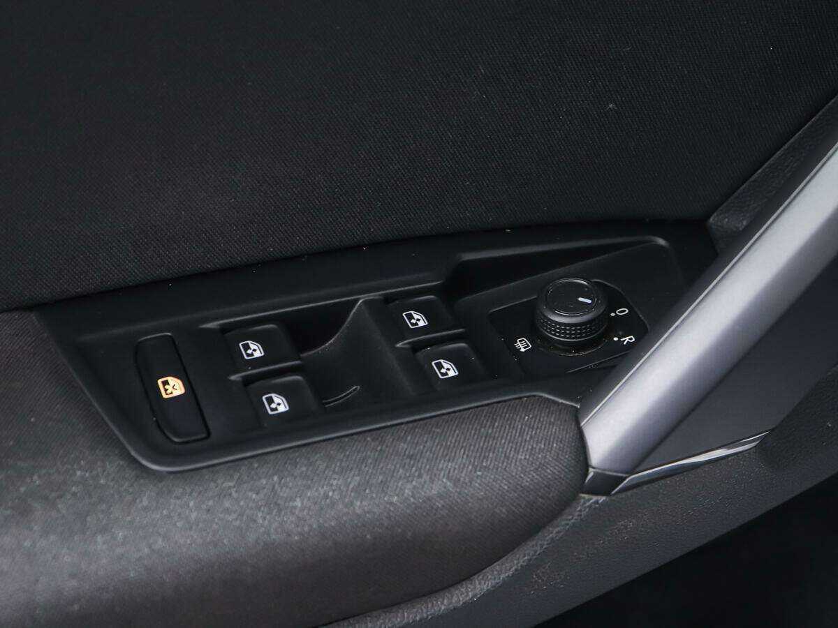 Volkswagen Tiguan, 2020 Фото №15