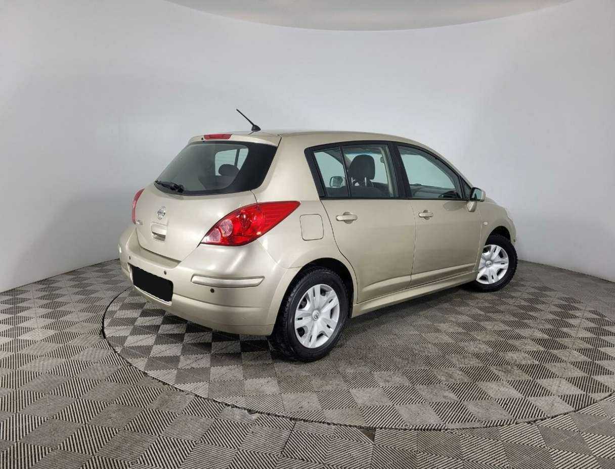 Nissan Tiida, 2013 Фото №6