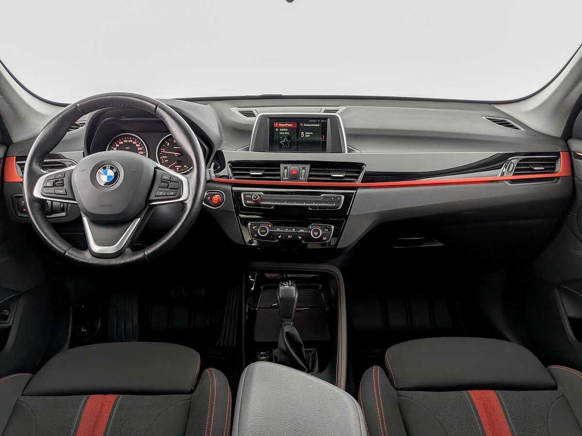 BMW X1 20i xDrive, 2017 Фото №12
