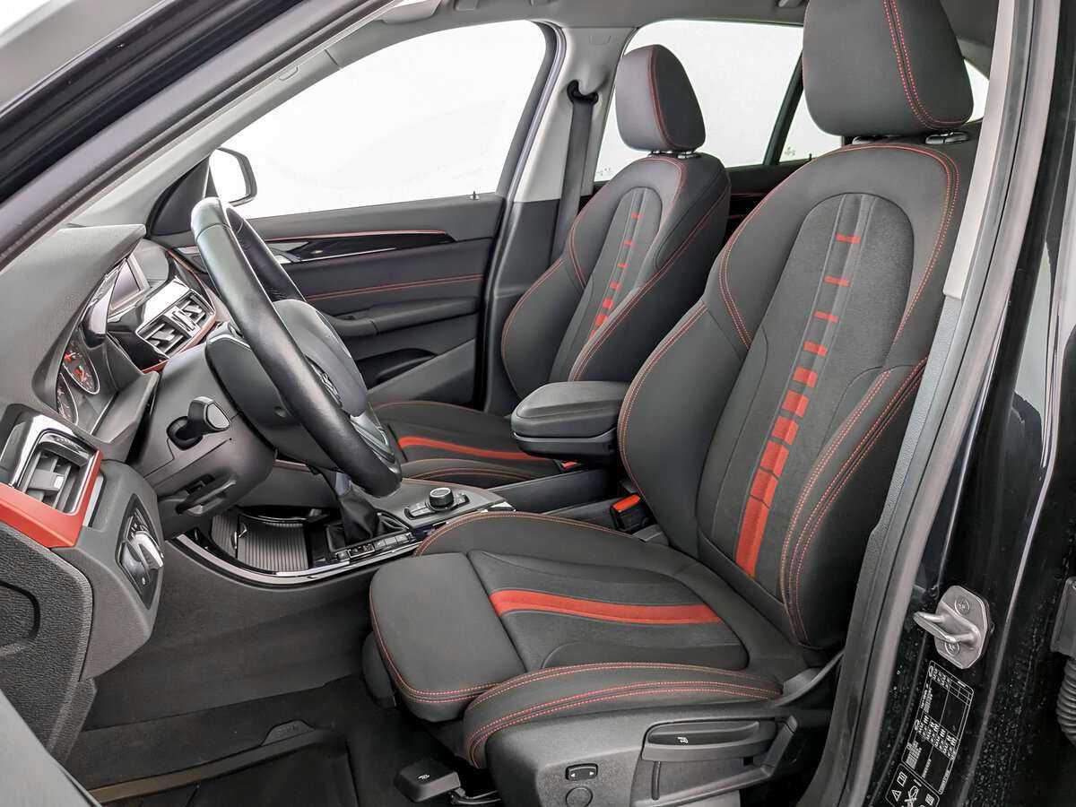 BMW X1 20i xDrive, 2017 Фото №15