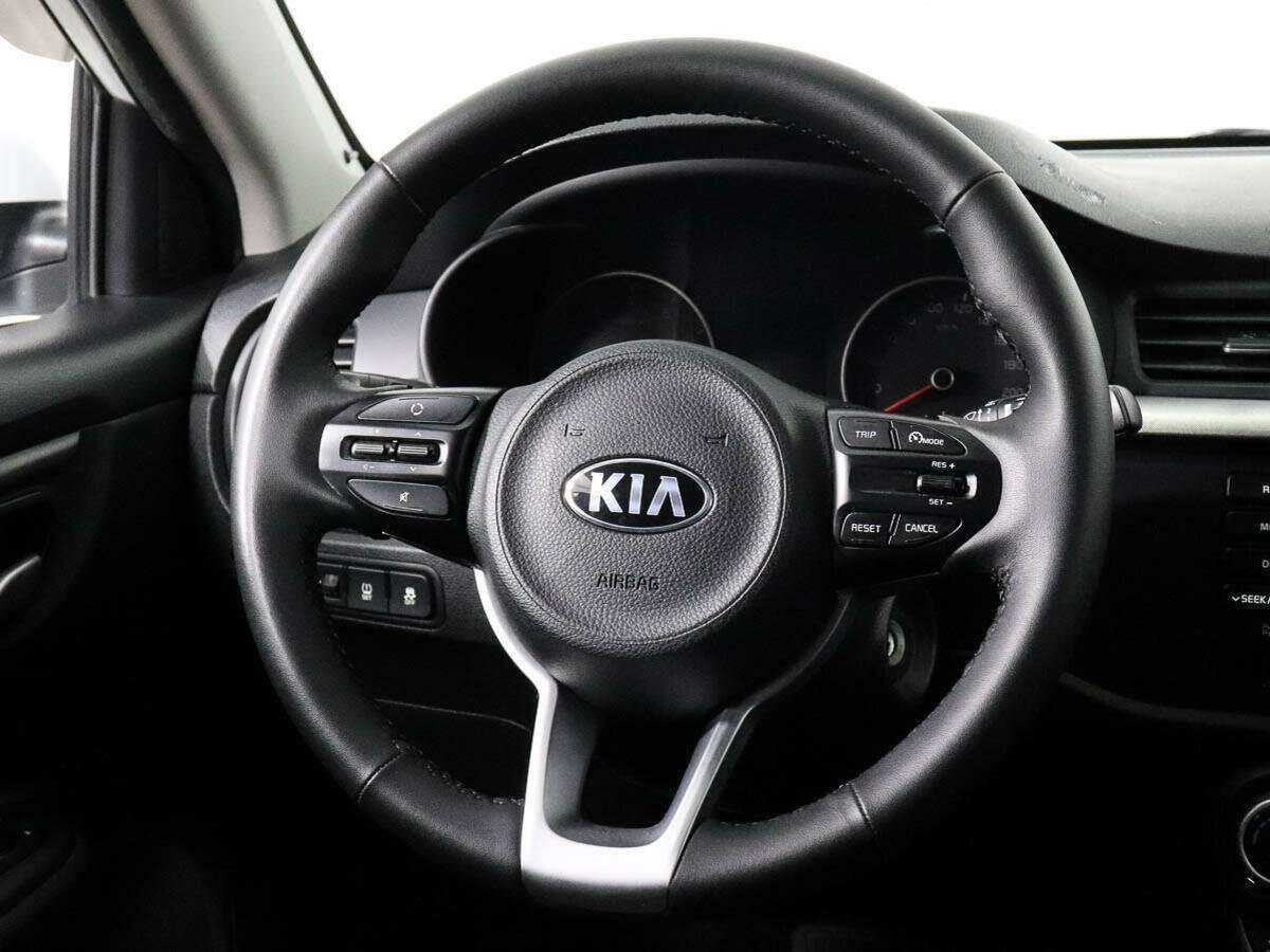 Kia Rio X-Line, 2018 Фото №12
