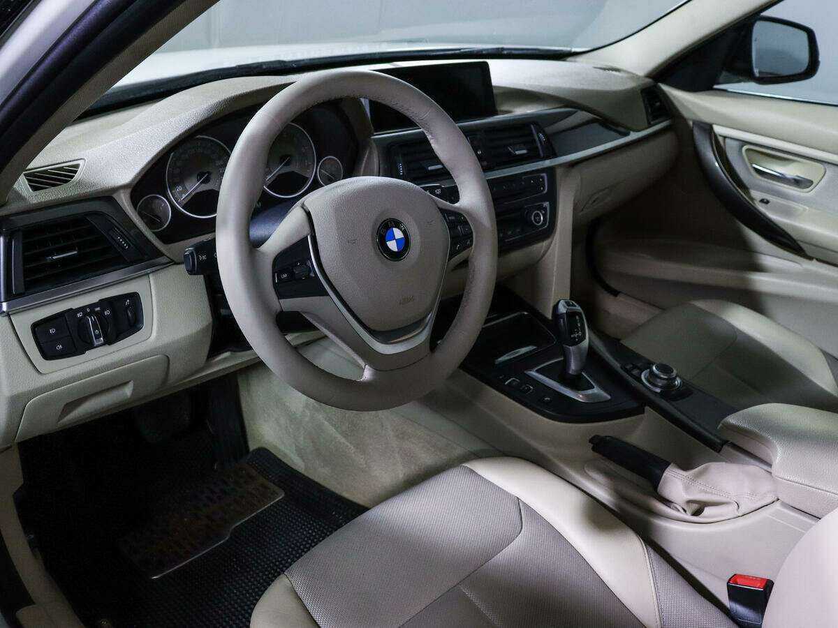 BMW 3 серии 320i xDrive, 2013 Фото №12
