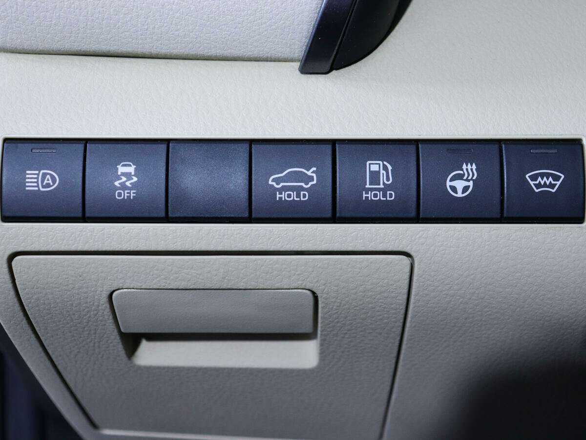 Toyota Camry, 2020 Фото №16