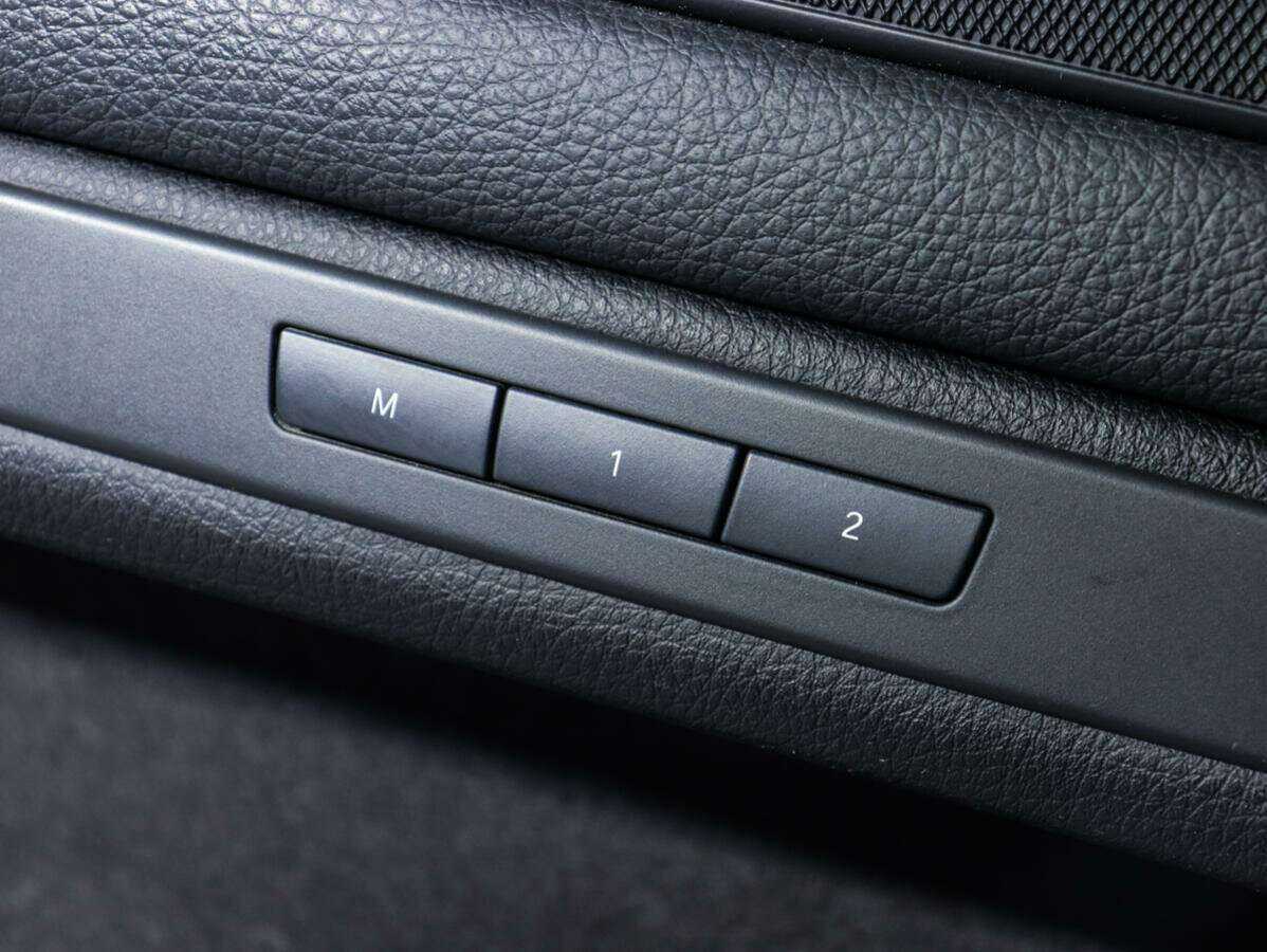 BMW 5 серии 528i xDrive, 2013 Фото №13