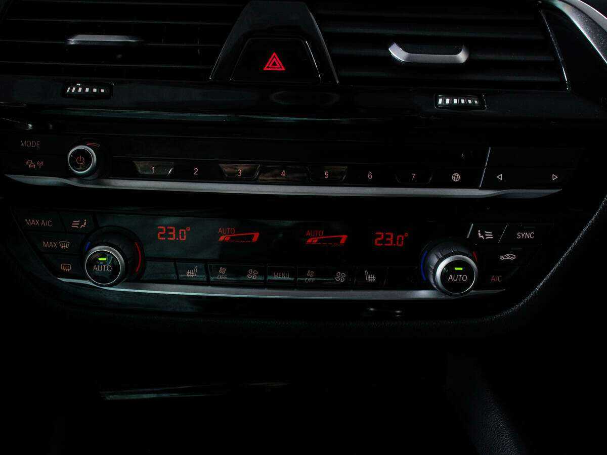 BMW 5 серии 520d, 2017 Фото №14