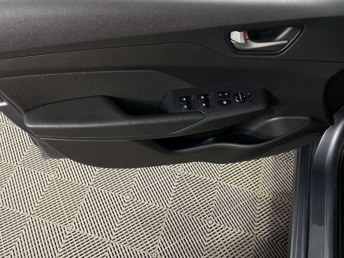 Hyundai Solaris, 2017 Фото №8