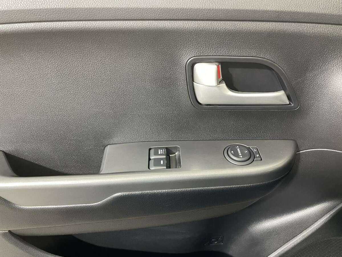 Kia Rio, 2017 Фото №7