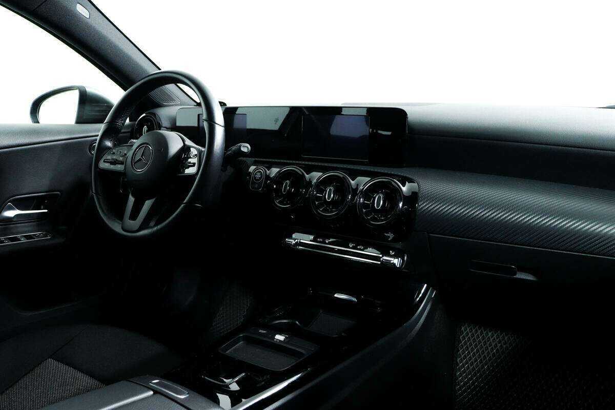 Mercedes-Benz A-Класс 200, 2019 Фото №9