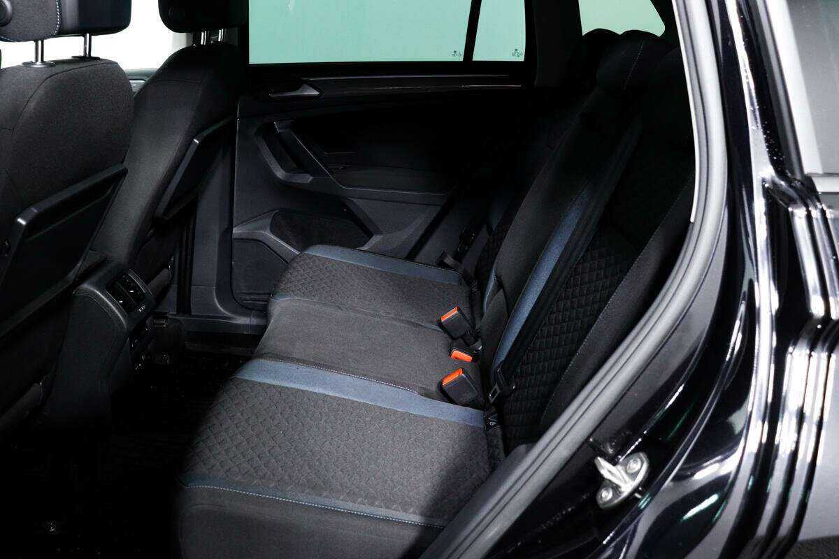 Volkswagen Tiguan, 2020 Фото №12