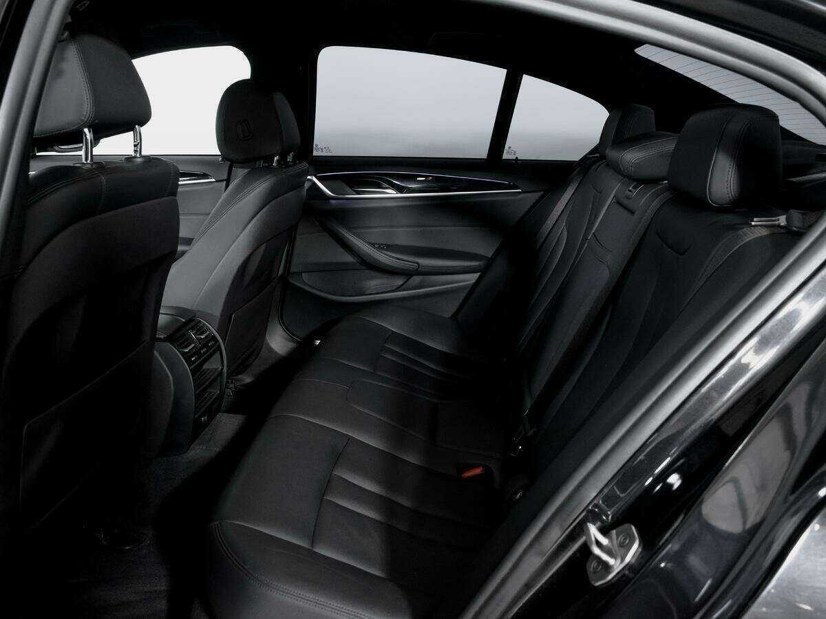 BMW 5 серии 520i, 2017 Фото №10