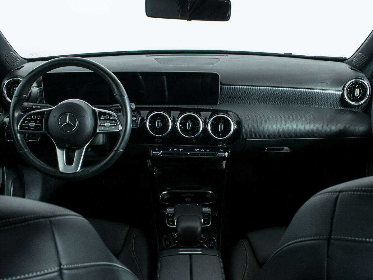 Mercedes-Benz A-Класс 200, 2019 Фото №12