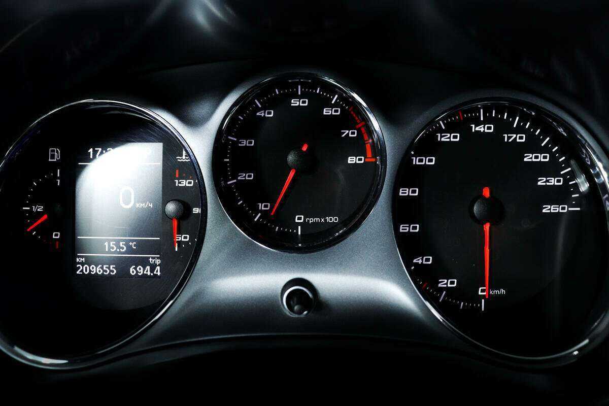 SEAT Leon, 2012 Фото №10