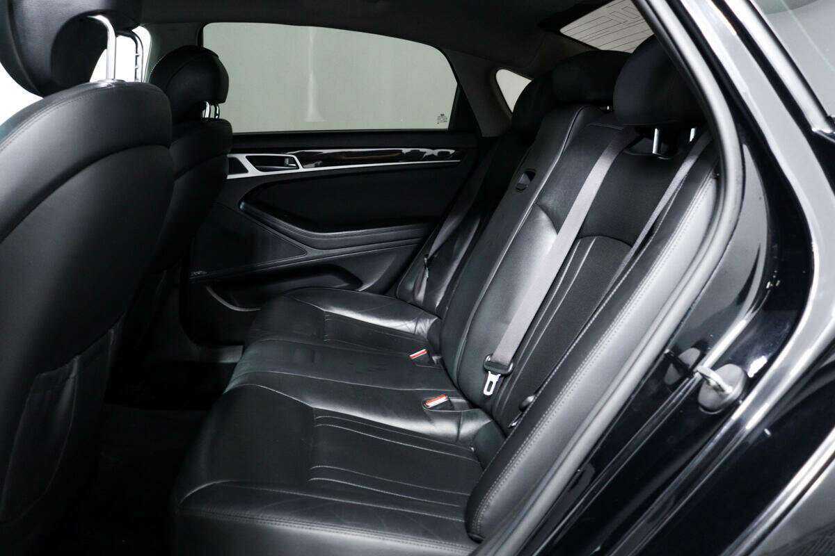 Hyundai Genesis, 2016 Фото №12