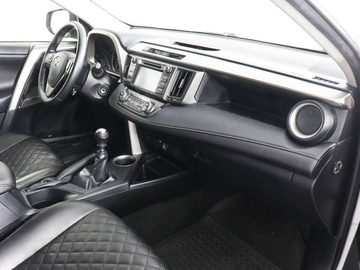 Toyota RAV4, 2014 Фото №10